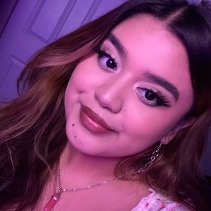 Meet your Posher, Fernanda